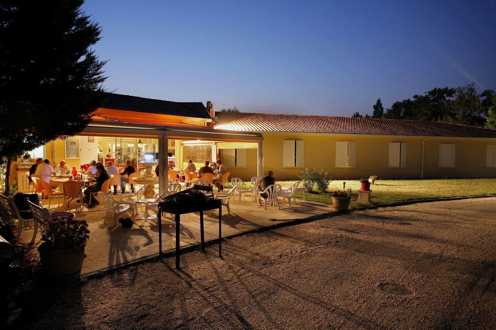Logis Hotel Corintel Bordeaux Est Tresses Exteriér fotografie