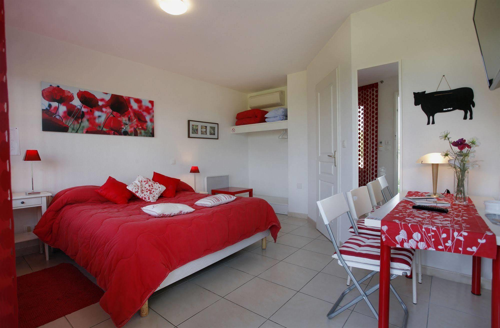 Logis Hotel Corintel Bordeaux Est Tresses Exteriér fotografie